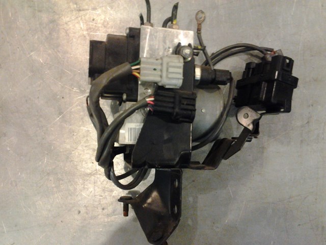 2005 Infiniti G35X Sedan ABS Pump