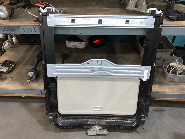 2005 Infiniti G35X G35 Sedan Sun Roof Sunroof Moon Roof Assembly OEM (See photos