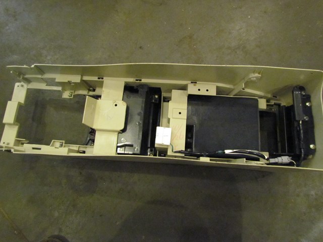 2005 Infiniti G35X Center Console With Seat Heat Controls 96950 AC770