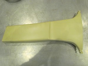 2005 Infiniti G35 LH Drivers Lower B Pillar Trim 76916 AL500