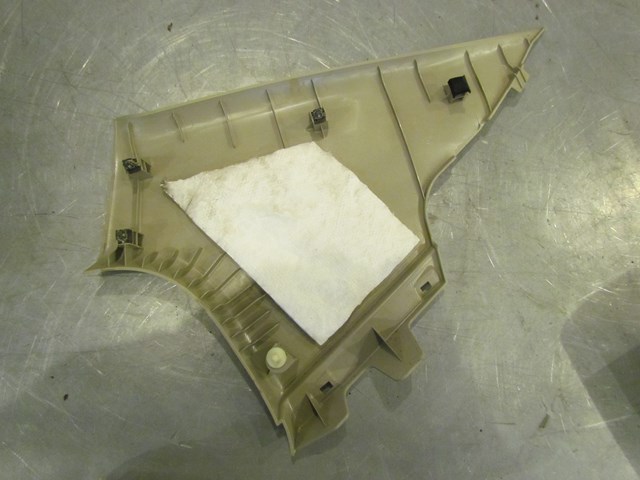 2005 Infiniti G35 Rear LH Drivers C Pillar Trim Panel 76935 AL500