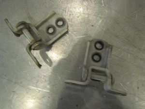 2005 Infiniti G35 Sedan Front LH Driver Door Hinge Set