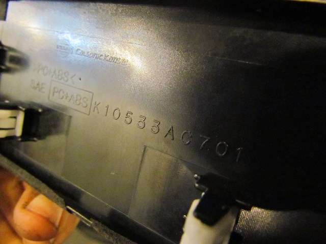 2005 Infiniti G35X Sedan Clock Climate Trim Lower K10533AC701