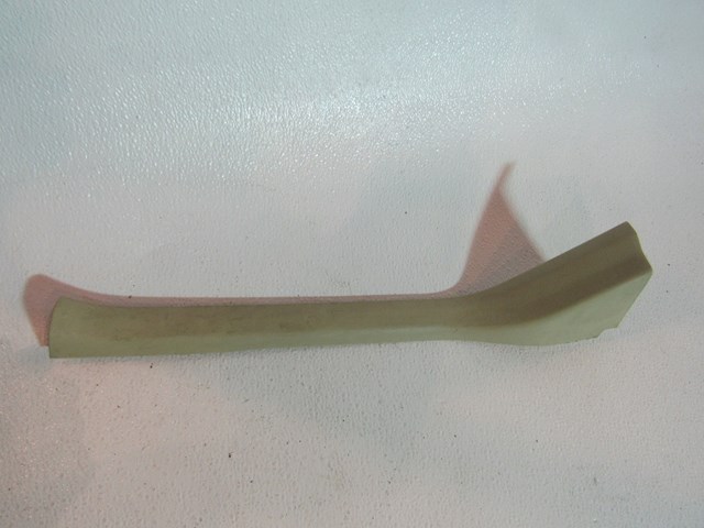 2005 Infiniti G35 RH Rear Sill Kick Panel Trim 76953 AL500