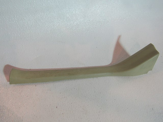 2005 Infiniti G35 RH Rear Sill Kick Panel Trim 76953 AL500