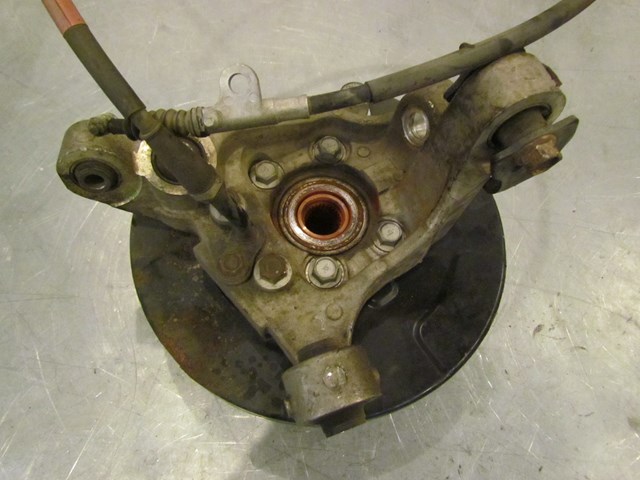 2005 Infiniti G35X AWD Sedan RH Rear Spindle Assy