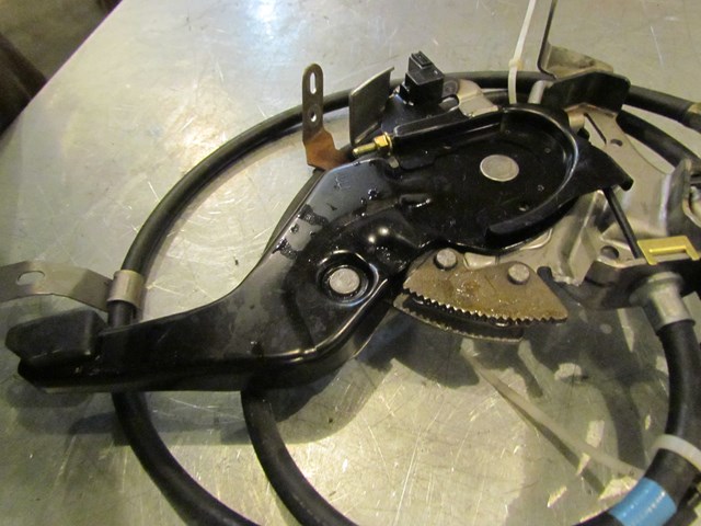 2005 Infiniti G35X Sedan Parking Brake Cable And Pedal