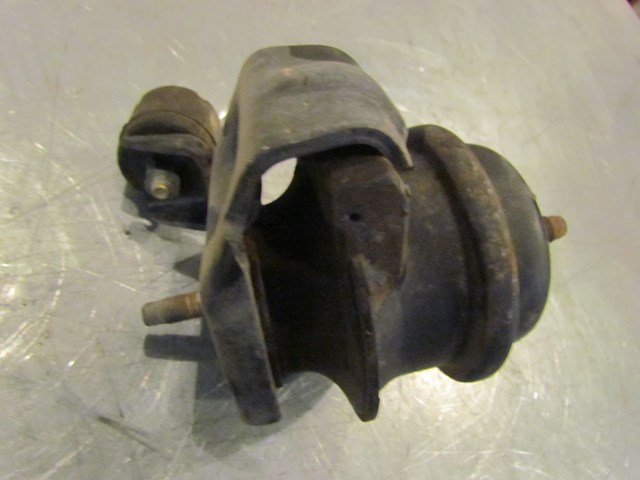 2005 Infiniti G35X Sedan LH Drivers Side Motor Mount