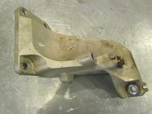 2005 Infiniti G35X Sedan LH Drivers Motor Mount On Motor
