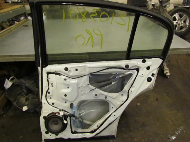 2005 Infiniti G35X Sedan Rear RH Passenger Door Assy