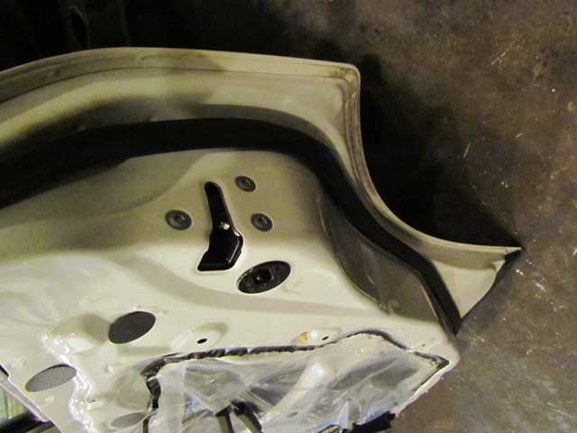 2005 Infiniti G35X Sedan Rear RH Passenger Door Assy