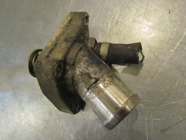 2006 Infiniti G35 Thermostat Housing