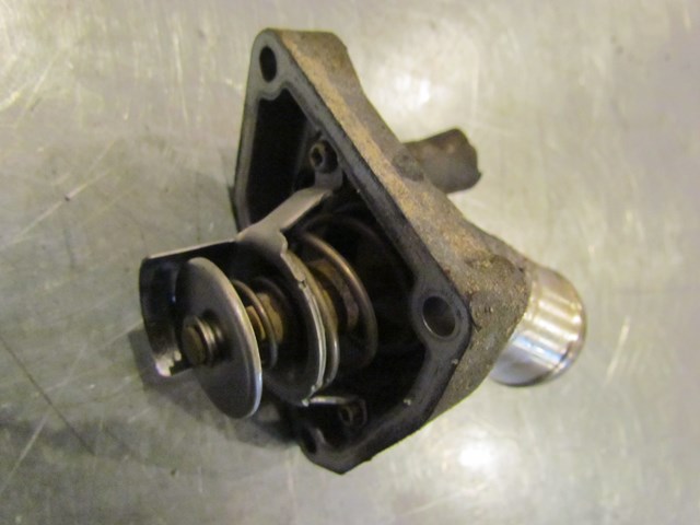 2006 Infiniti G35 Thermostat Housing