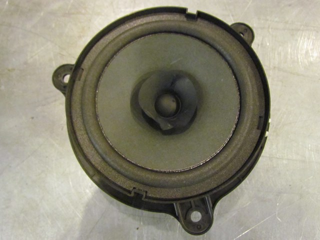 2008 Nissan 350Z RH Passenger Door Speaker