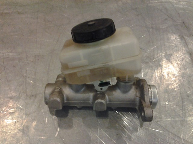 2007 Nissan 350Z Brake Master Cylinder
