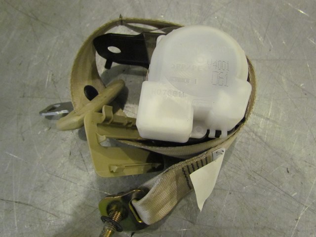 2005 Infiniti G35X Sedan Rear Seat Belt