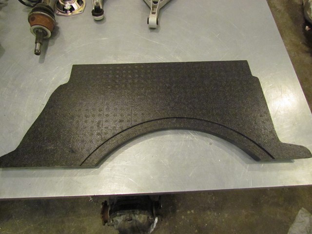 2008 Nissan 350Z Trunk Foam Spacer 84980 AL560