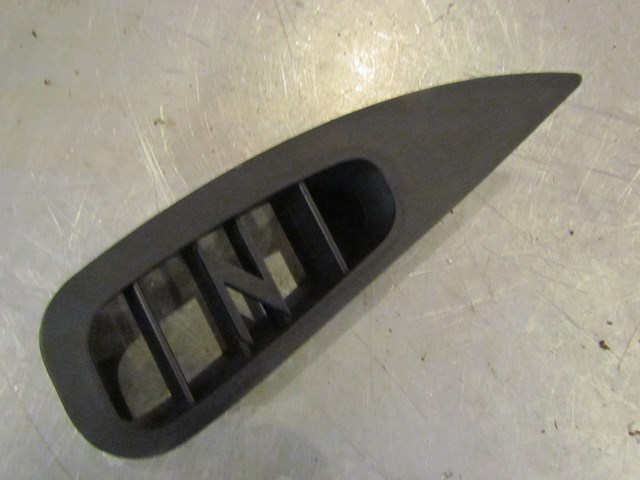 2003 Nissan 350Z RH Passenger Dash Vent 68420 CD000