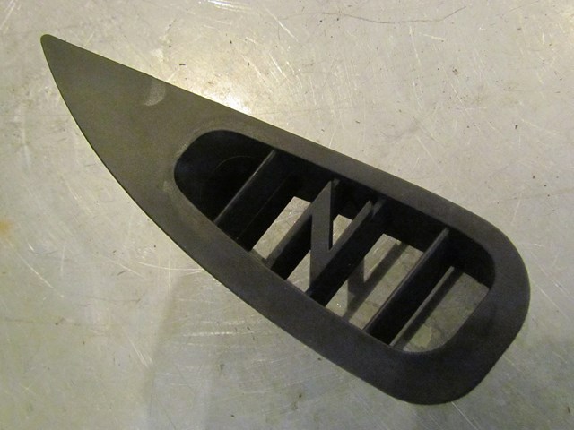 2003 Nissan 350Z RH Passenger Dash Vent 68420 CD000