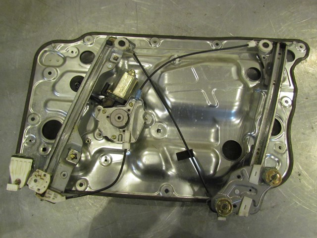 2003 Nissan 350Z Front LH Drivers Window Motor Assy