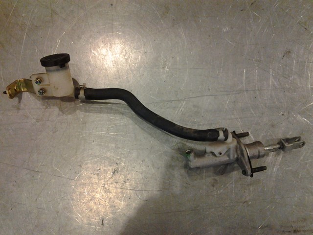 2003 Nissan 350Z Clutch Master Cylinder OEM