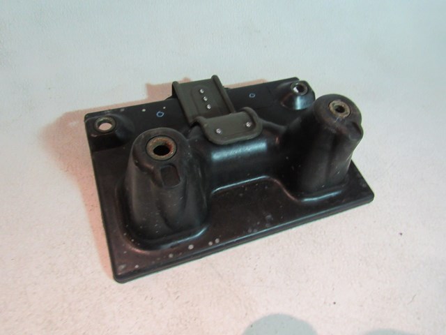 03 04 05 06 07 08 Nissan 350Z Battery Tray 64866 AL500