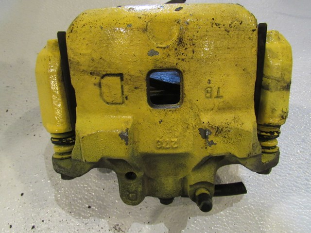 2003 Nissan 350Z RH Front Brake Caliper