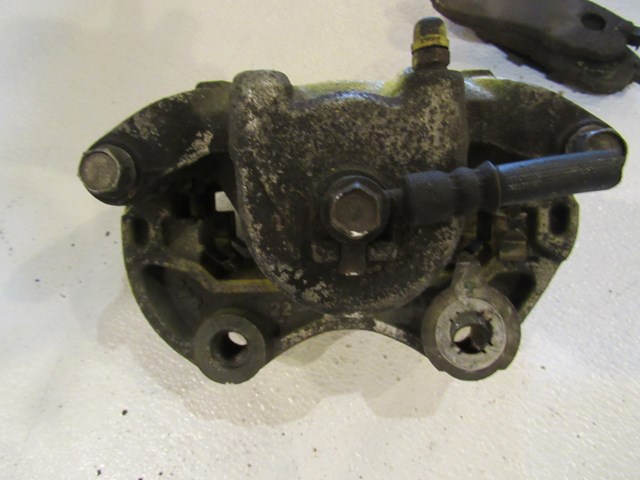 2003 Nissan 350Z RH Front Brake Caliper