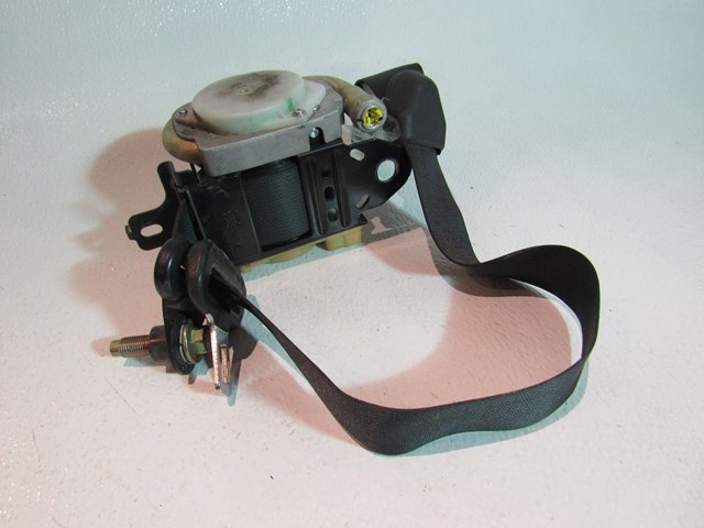 03 04 05 06 Nissan 350Z LH Driver Seat Belt