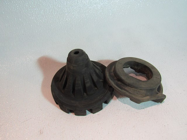03 04 05 06 07 08 Nissan 350Z Rear Coil Spring Bushings