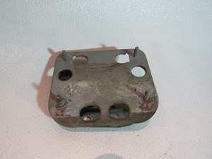 03 04 05 06 07 08 Nissan 350Z Rear LH Drivers Bumper Reinforcement Mount