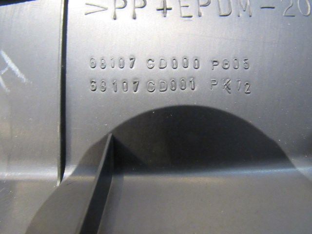 2003 Nissan 350Z Upper Gauge Cluster Panel 68107 CD000