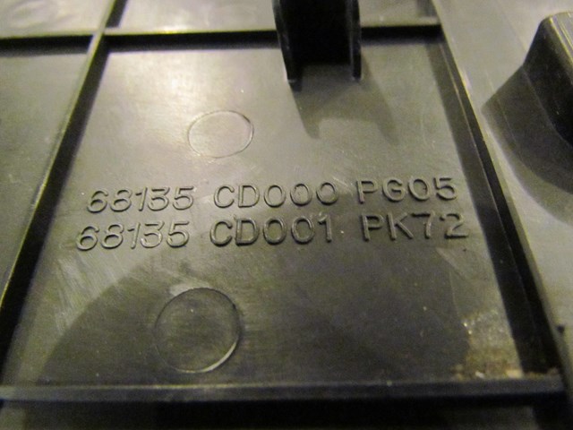 2003 Nissan 350Z LH Inner Console Kick Panel 68135 CD000