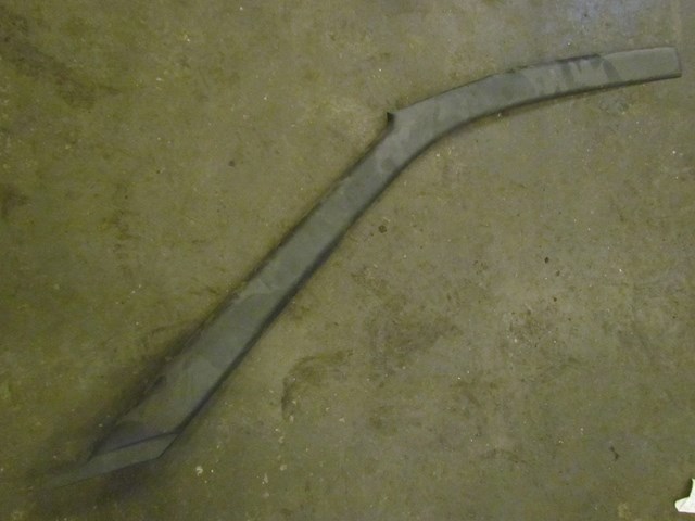 1992 Nissan 240SX Front RH Passenger A Pillar Trim 76911 40F00 tab broke see pic