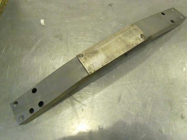 2004 Infiniti G35X Sedan Rear Bumper Reinforcement Bar