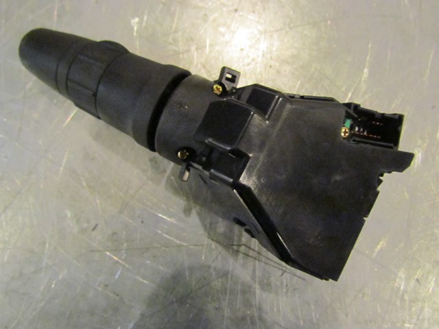 2004 Infiniti G35X RH Column Wiper Combo Switch