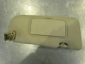 2004 Infiniti G35X Front RH Passenger Sun Visor Assy Needs Light Clean