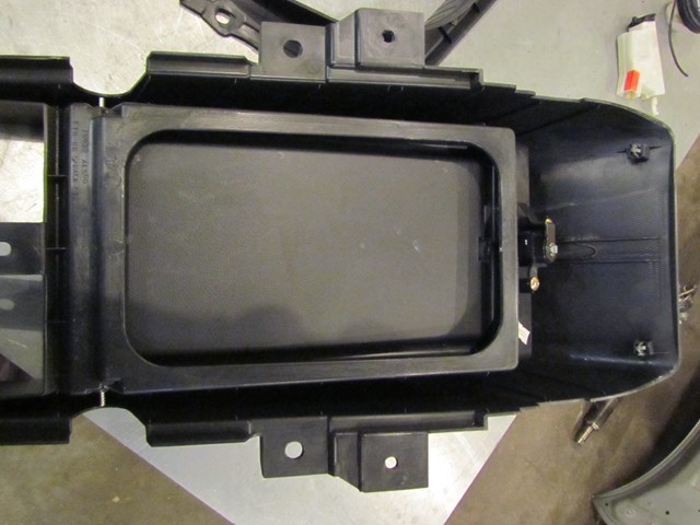 2004 Infiniti G35X Rrear Center Seat Panel 79922 AL500