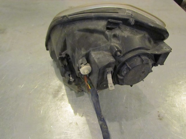 2004 Infiniti G35X RH Passenger Headlight Assembly OEM - BROKEN TAB SEE PHOTOS