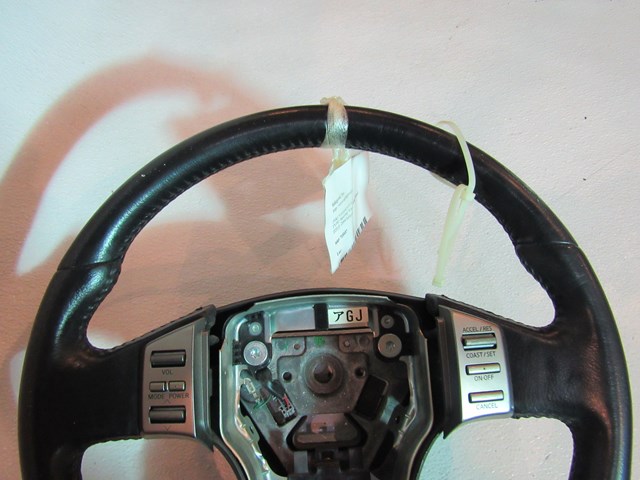 2004 Infiniti G35X Steering Wheel