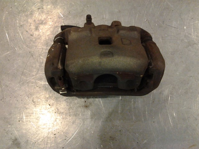 2004 Infiniti G35X Front RH Brake Caliper