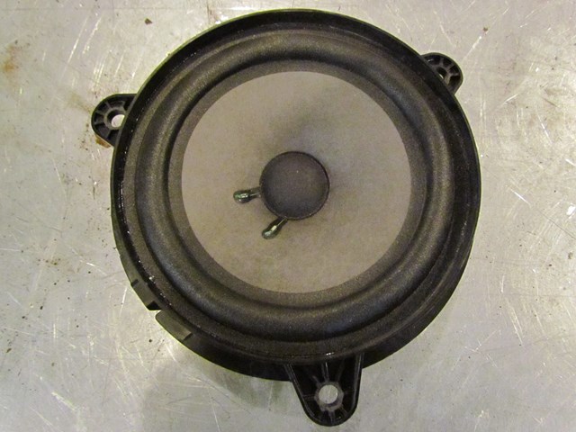 2004 Infiniti G35X Front LH Drivers Speaker