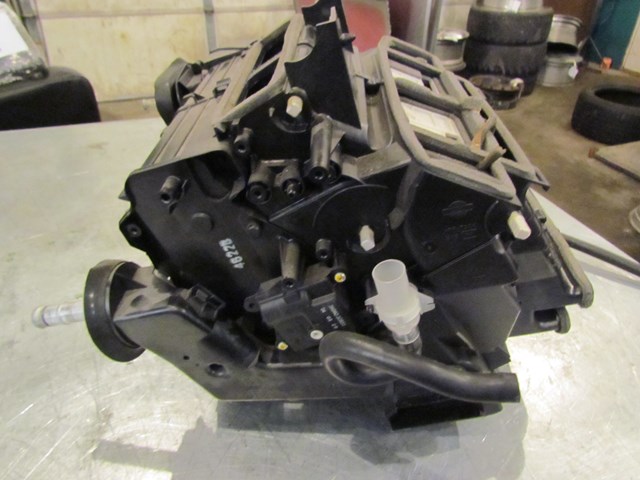 2004 Infiniti G35X Sedan Heater Core Assy Broken Evap Hose