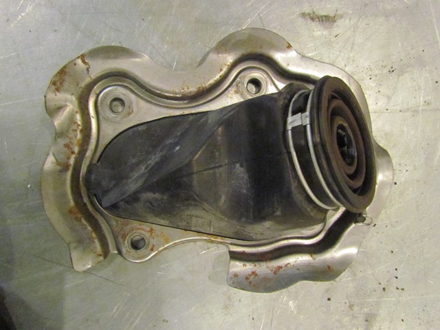 2004 Infiniti G35X Sedan Steering Column Firewall Boot Gromet