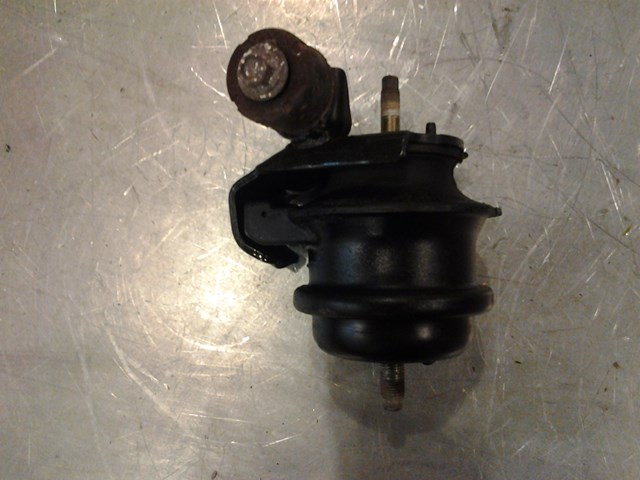 2004 Infiniti G35X LH Motor Mount