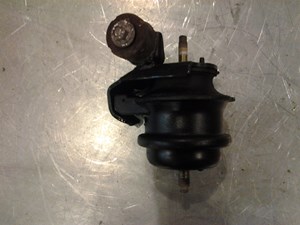 2004 Infiniti G35X LH Motor Mount