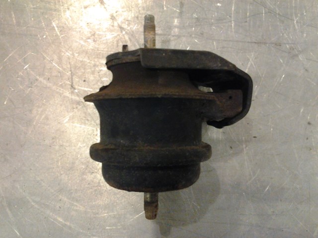 2004 Infiniti G35X RH Engine Mount