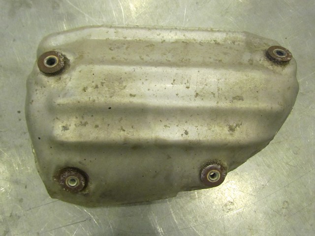 2004 Infiniti G35X Sedan Front RH Passenger Manifold Heat Shield