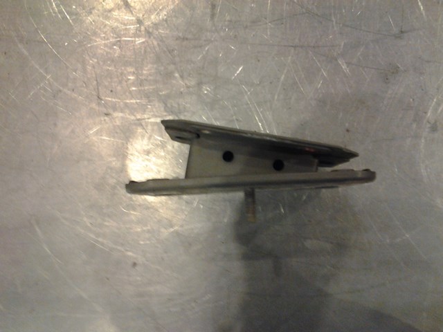 2004 Infiniti G35X RH Rear Bumper Reinforcement Bar Mount