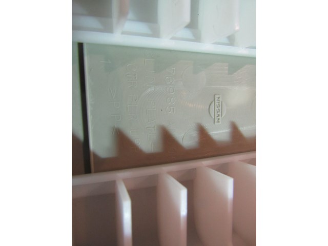 2004 Infiniti G35X Sedan RH Passenger Upper B Pillar Trim 76913 AL500